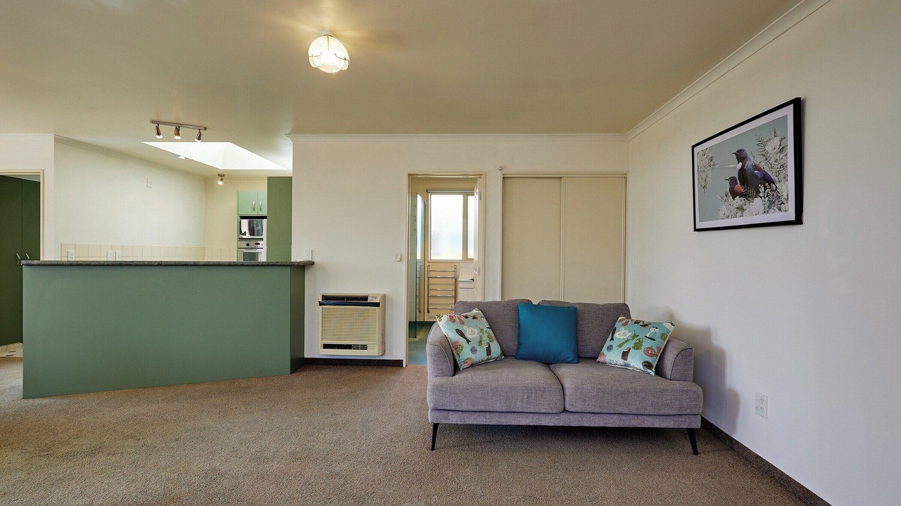 Photo of Livingroom in South Bay