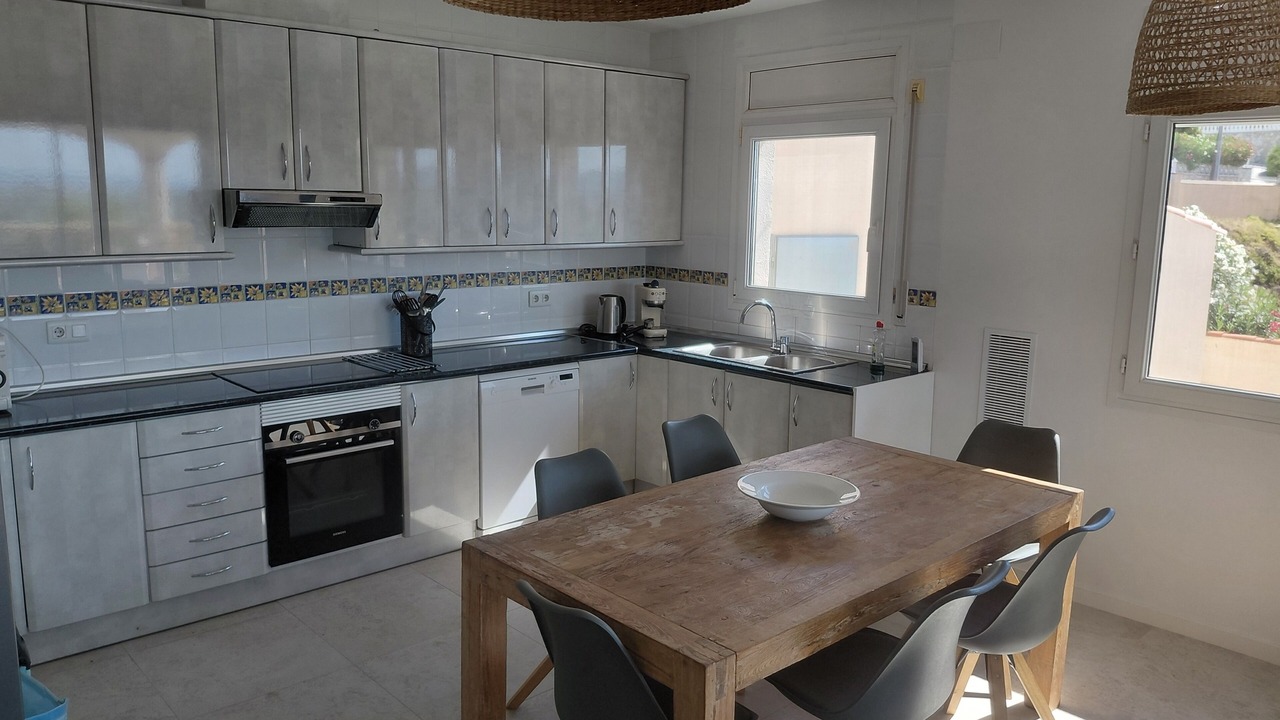 Photo of Kitchen in El Mas Isaac