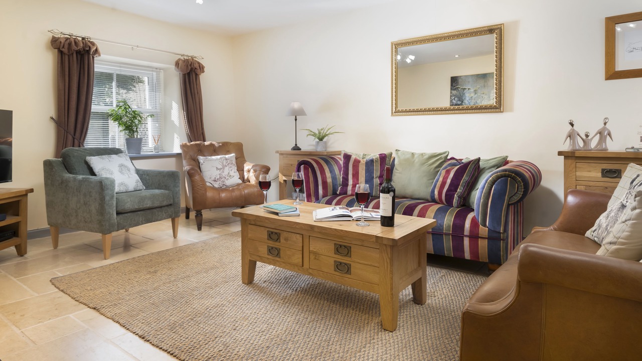Photo of Livingroom in Low Newton