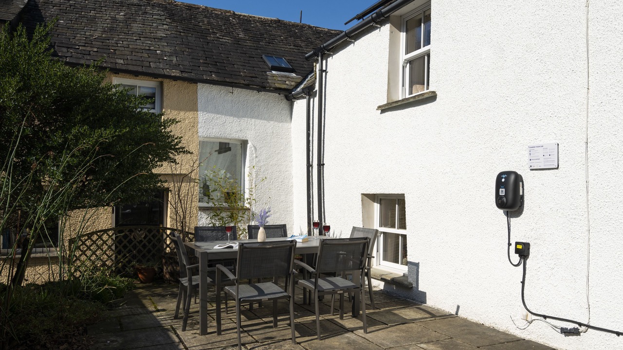 Photo of Outdoor in Low Newton