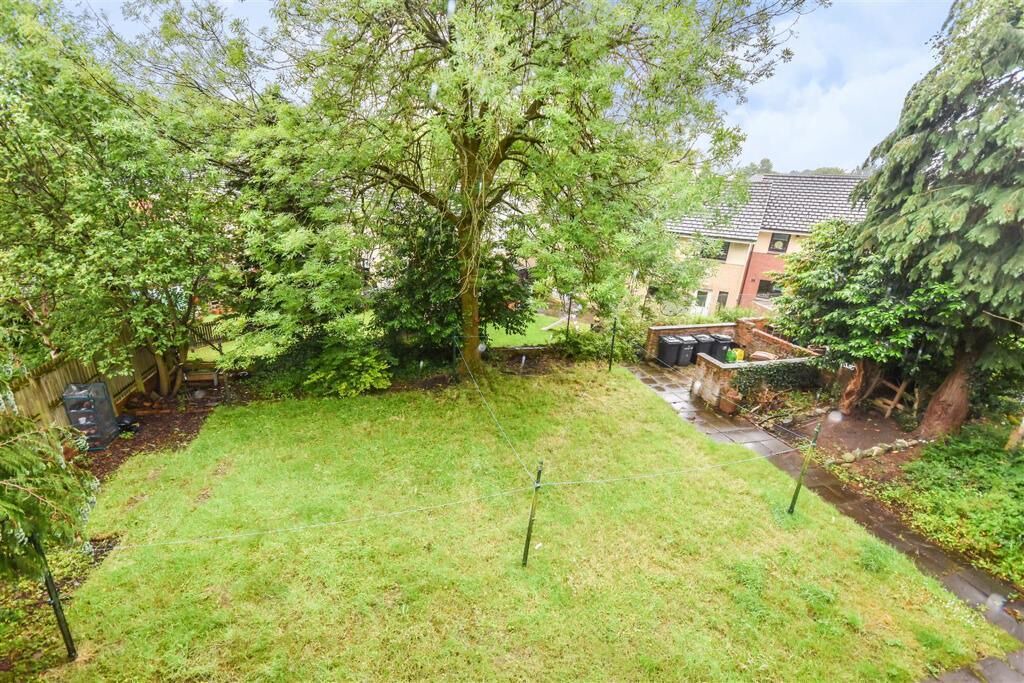 Photo of Outdoor in Paisley