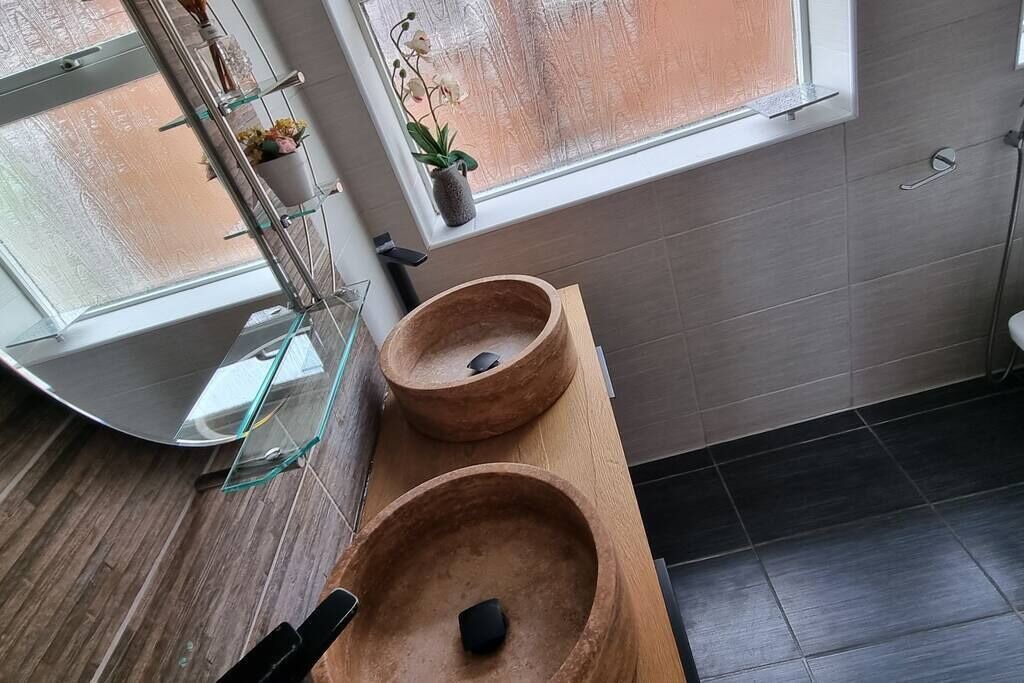Photo of Bathroom in Luton