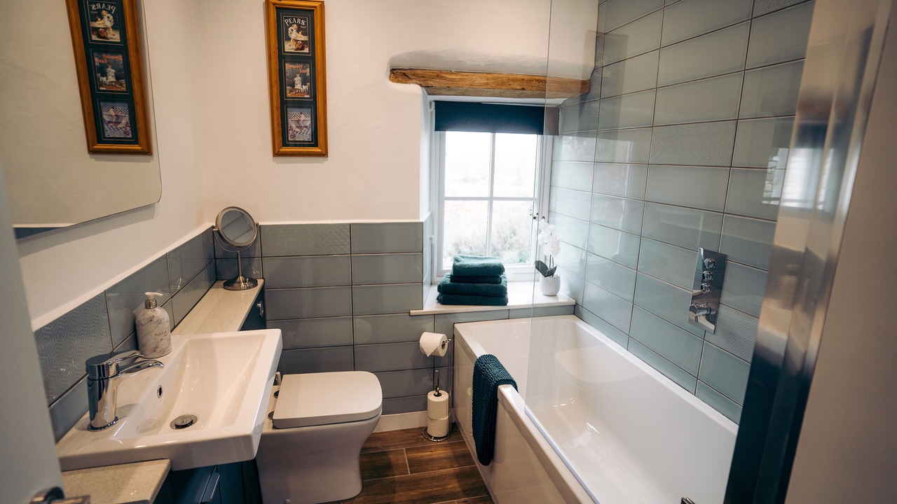 Photo of Bathroom in Dent