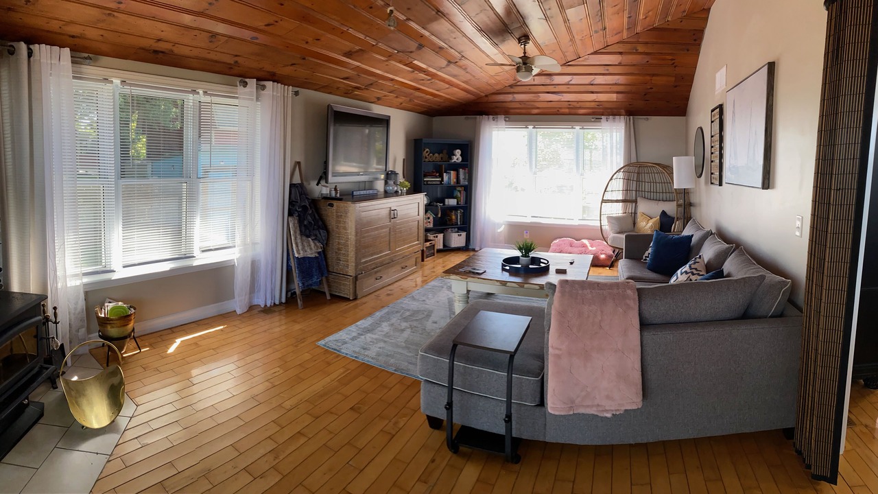 Photo of Livingroom in Leamington