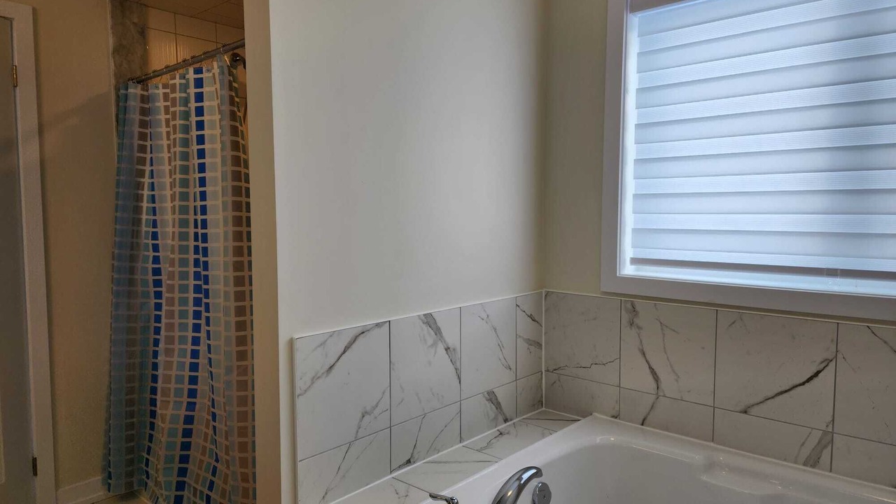 Photo of Bathroom in Caledonia