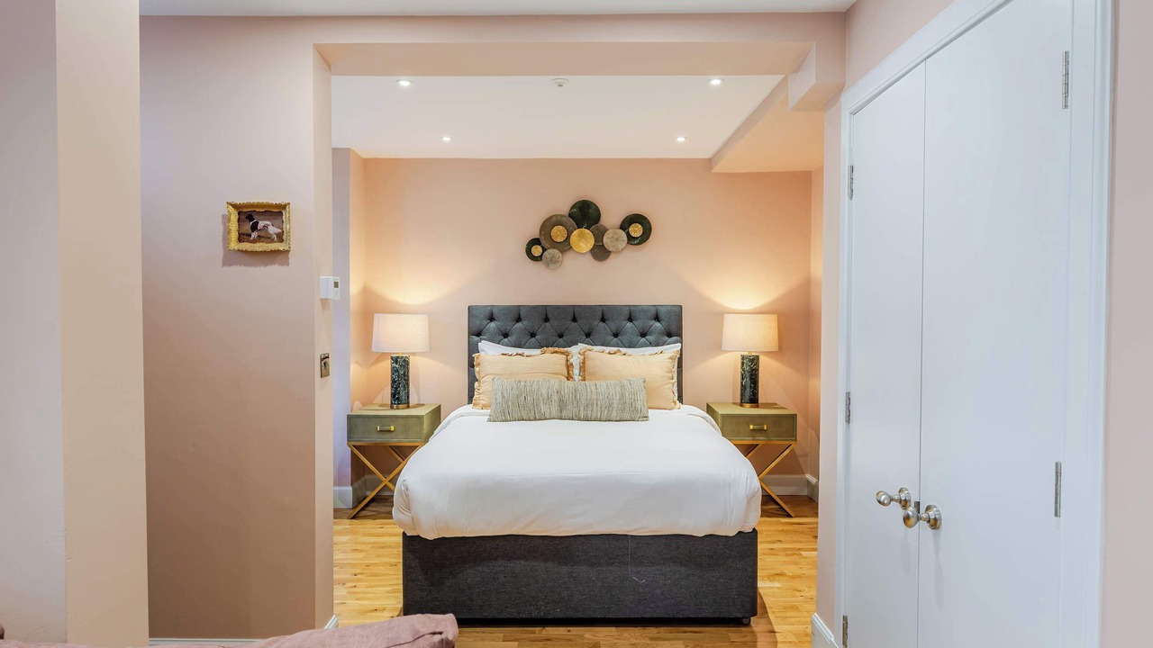 Photo of Bedroom in West End