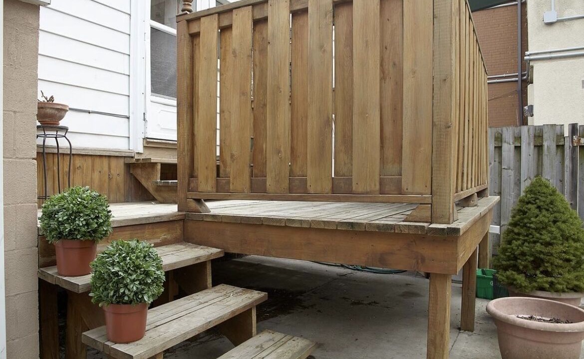 Photo of Patio Balcony in Leslieville