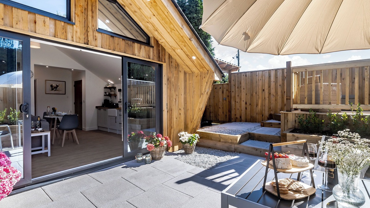 Photo of Outdoor in Olchard