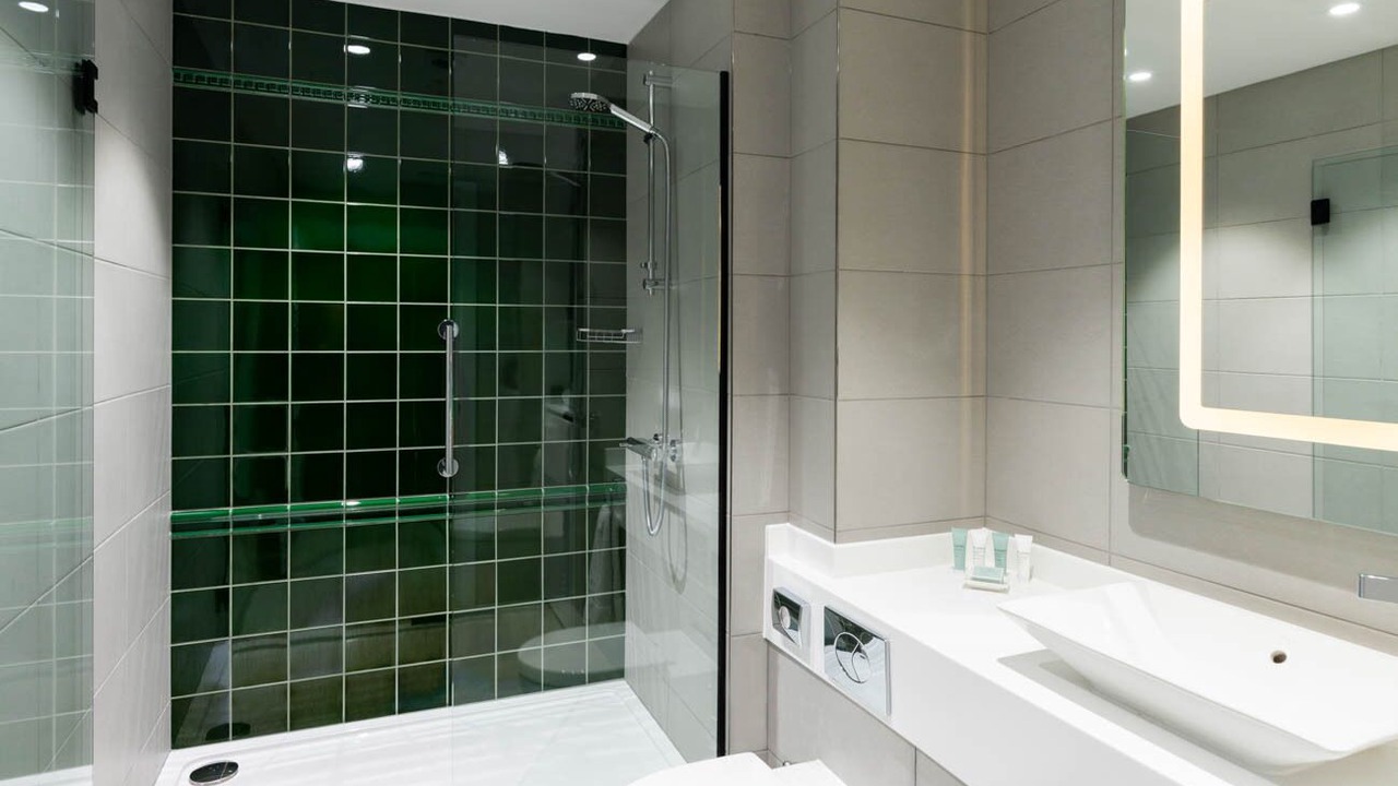 Photo of Bathroom in City Centre Glasgow