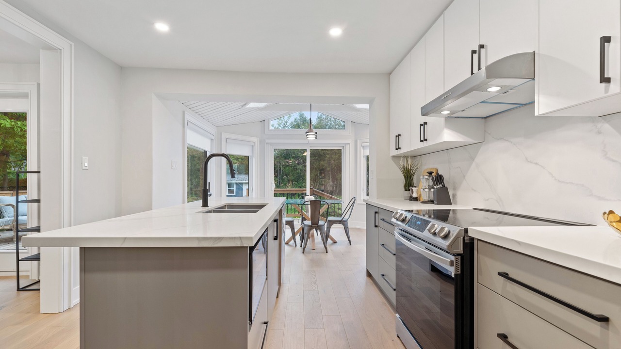 Photo of Kitchen in Bayview Village