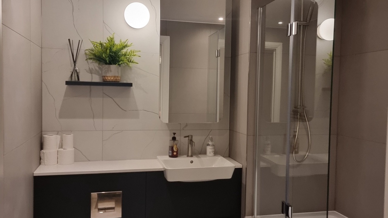 Photo of Bathroom in Custom House