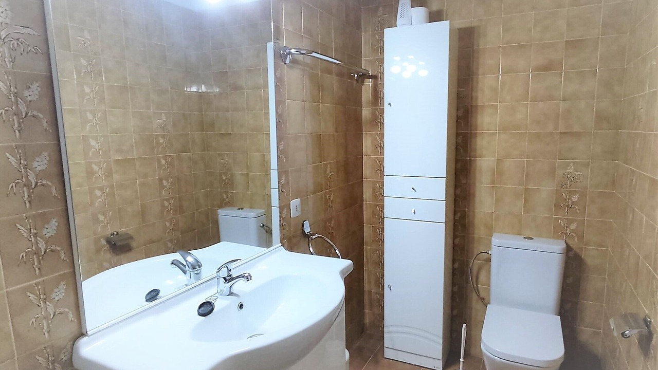 Photo of Bathroom in Pals
