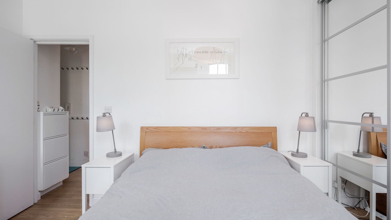 Photo of Bedroom in Elephant and Castle