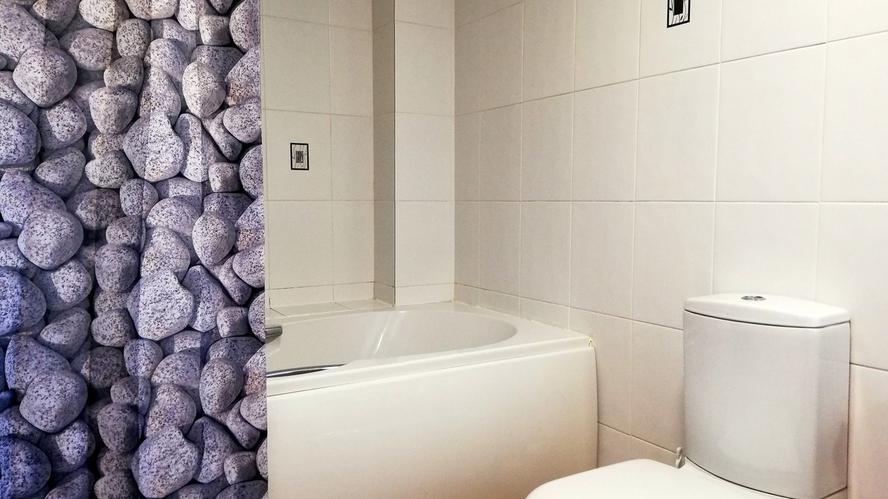 Photo of Bathroom in Laxey