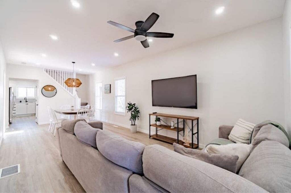 Photo of Livingroom in Niagara Falls