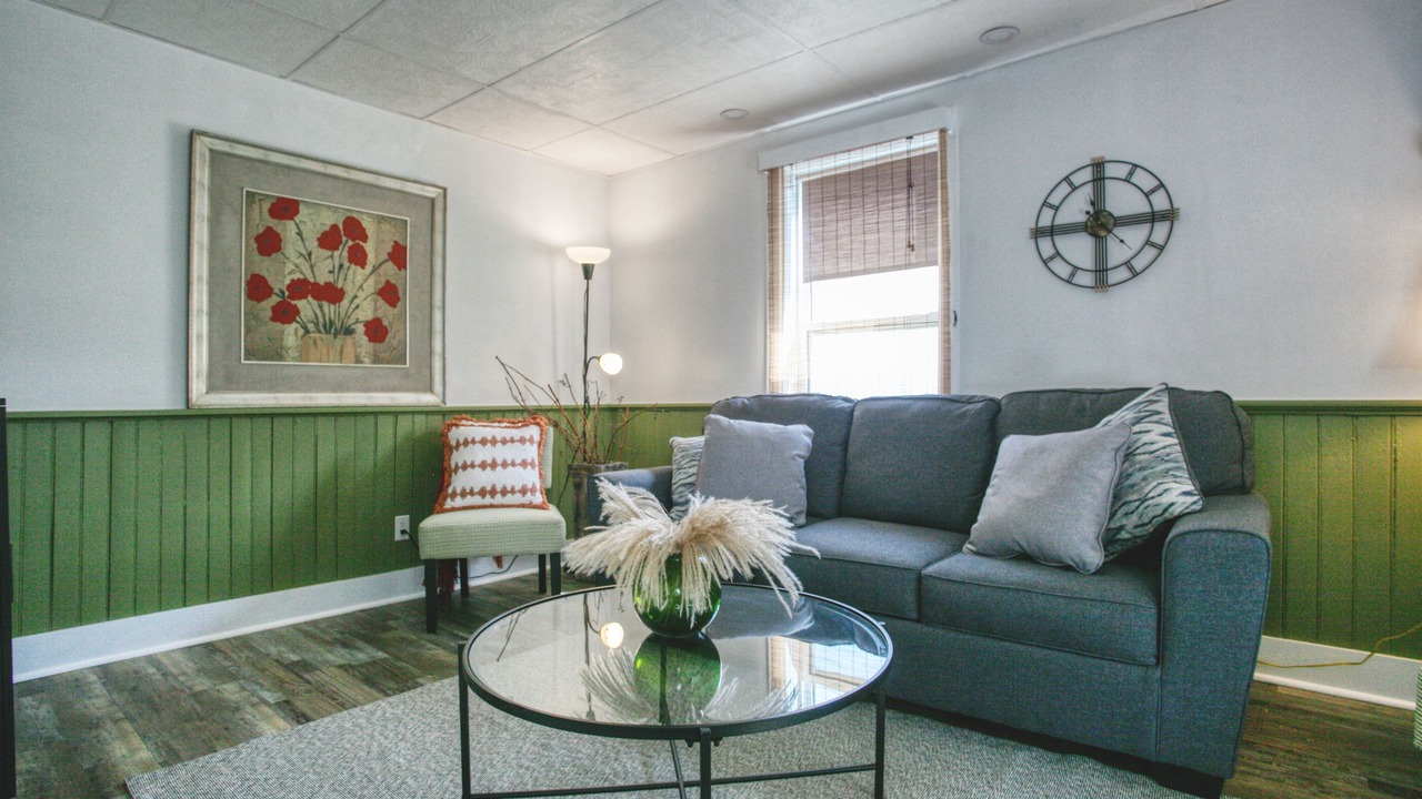 Photo of Livingroom in Beamsville