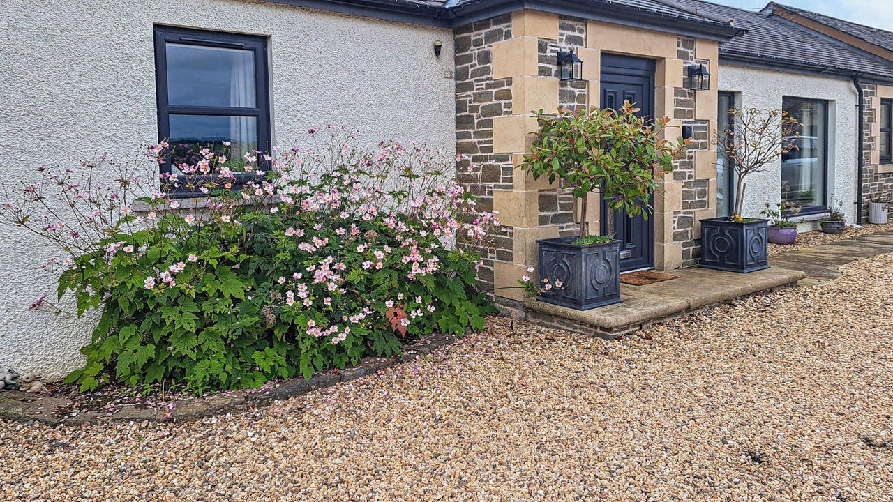 Photo of Outdoor in Howwood