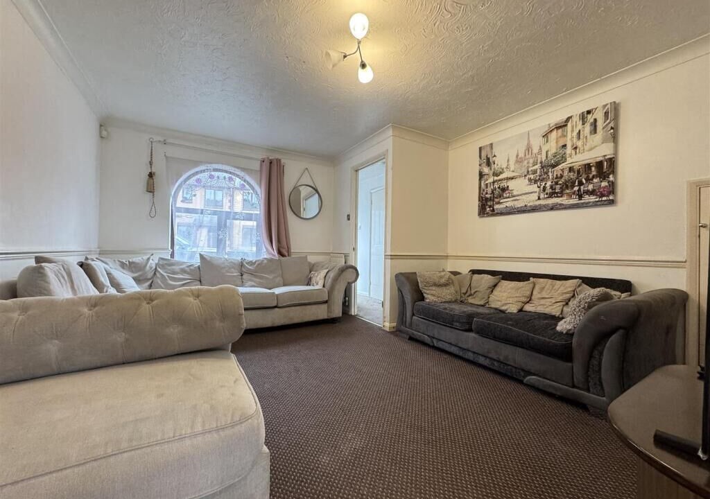 Photo of Livingroom in North Stifford