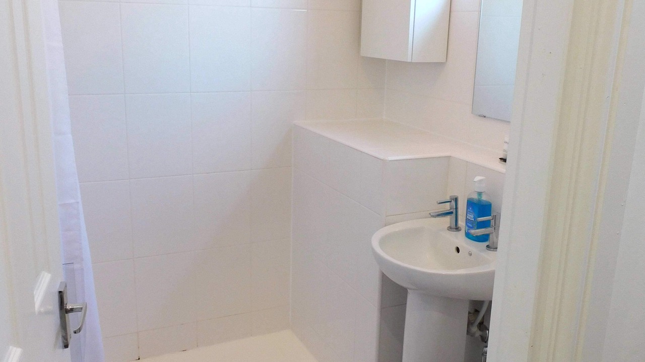 Photo of Bathroom in Crosslee
