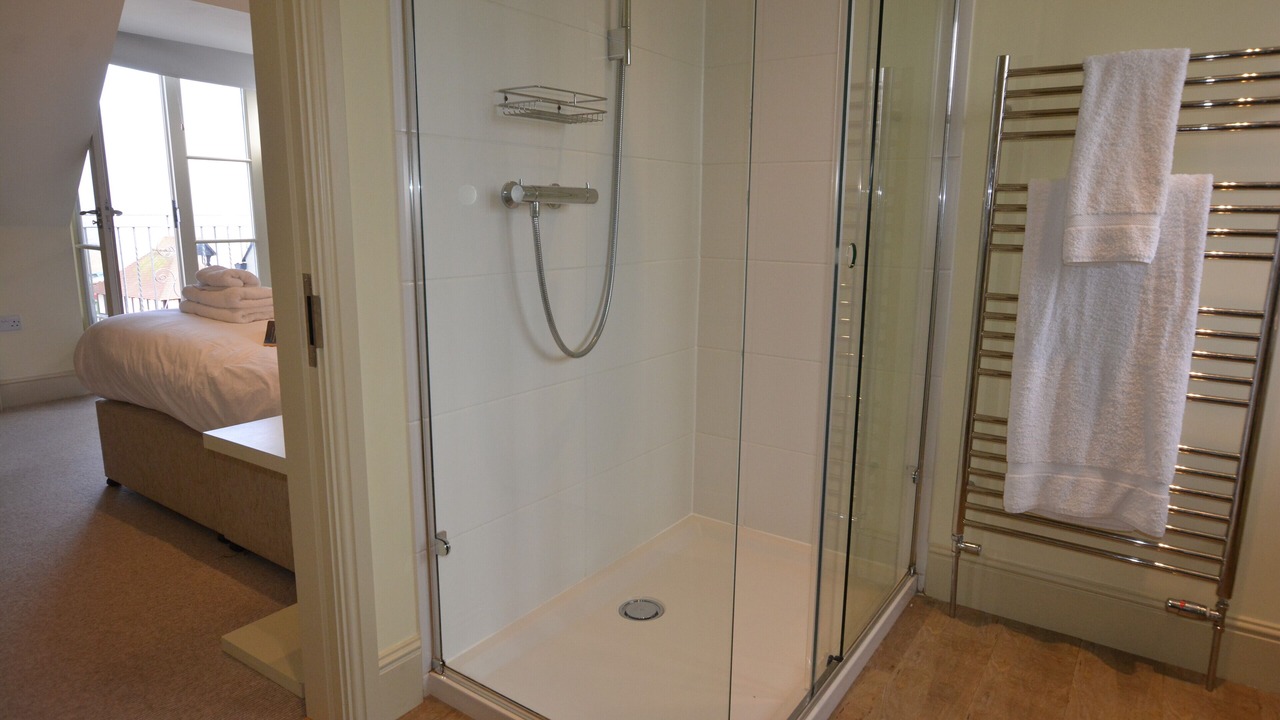 Photo of Bathroom in Aldeburgh