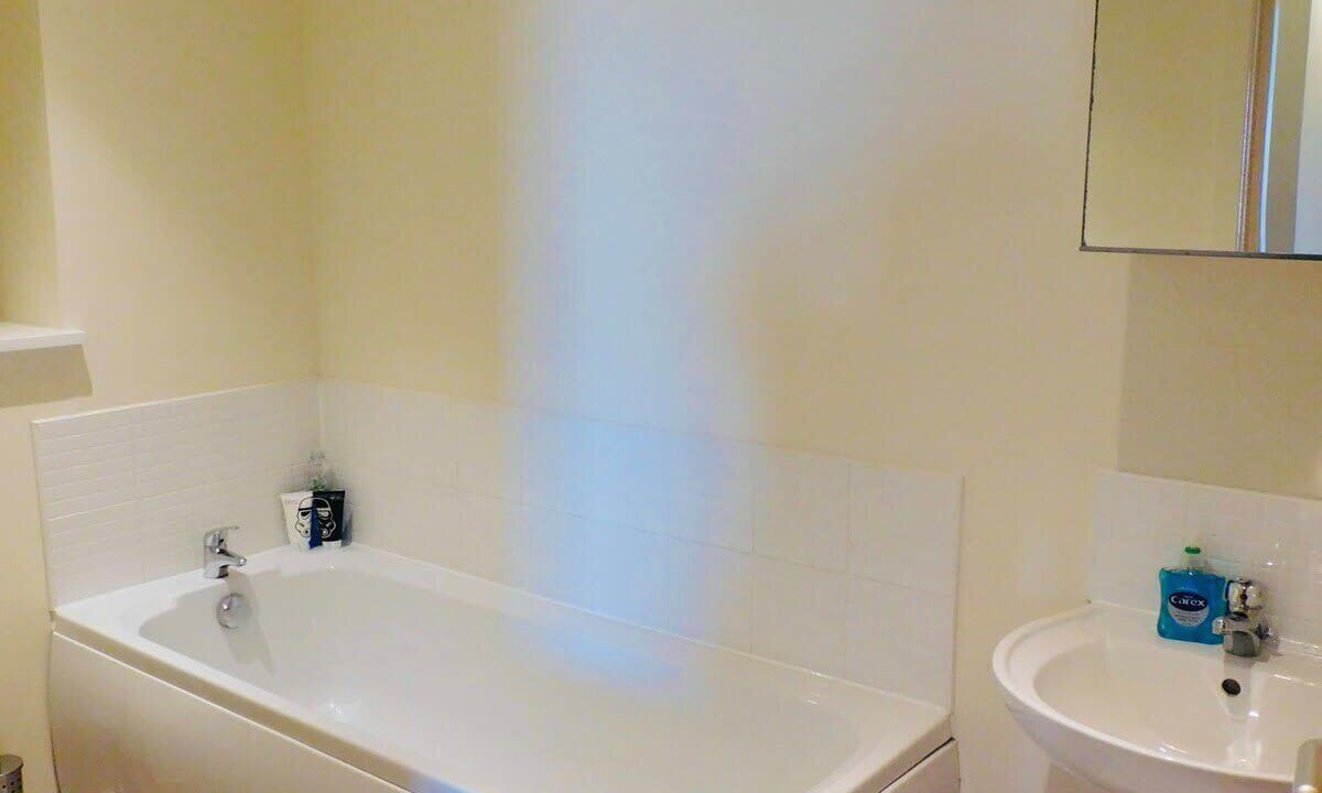 Photo of Bathroom in Paisley
