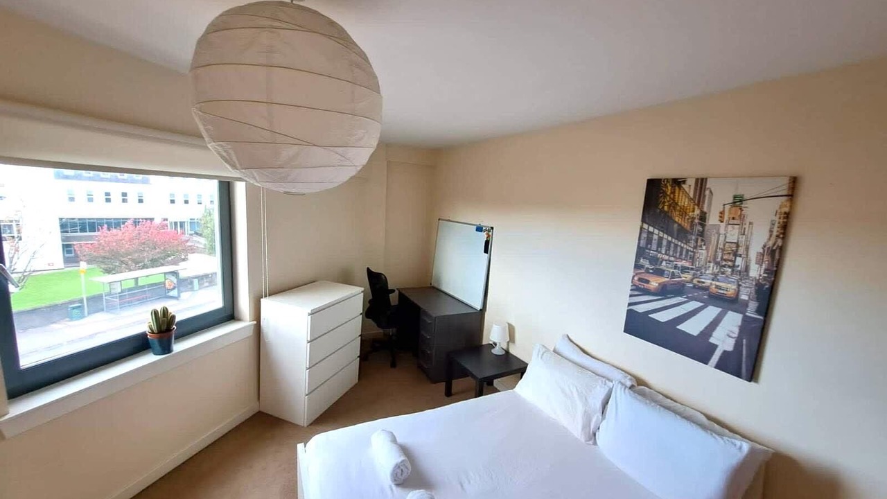 Photo of Bedroom in Paisley
