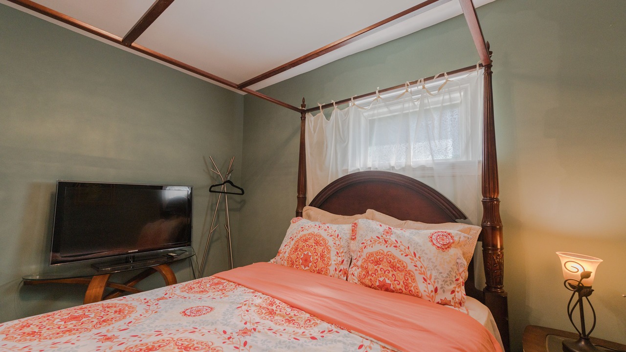 Photo of Bedroom in Niagara Falls
