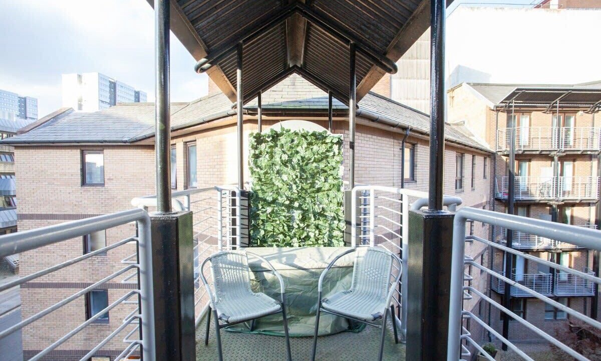 Photo of Patio Balcony in City Centre Glasgow