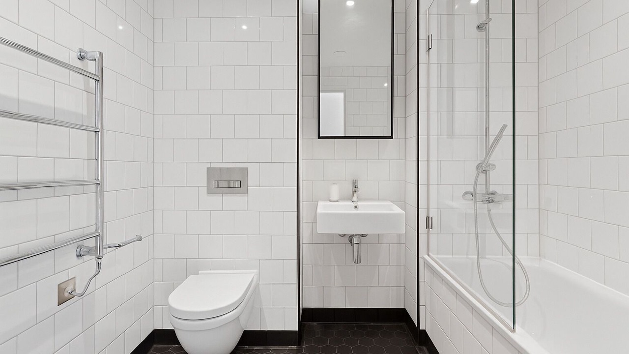 Photo of Bathroom in Docklands