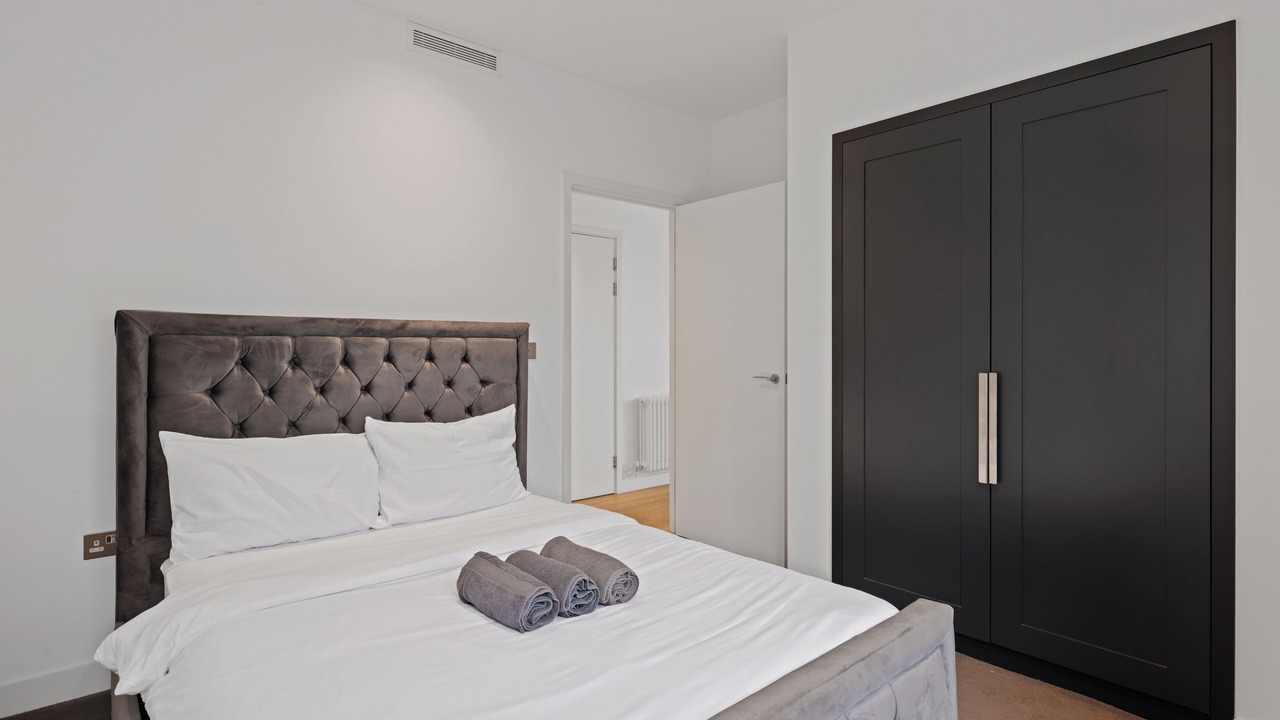 Photo of Bedroom in Docklands