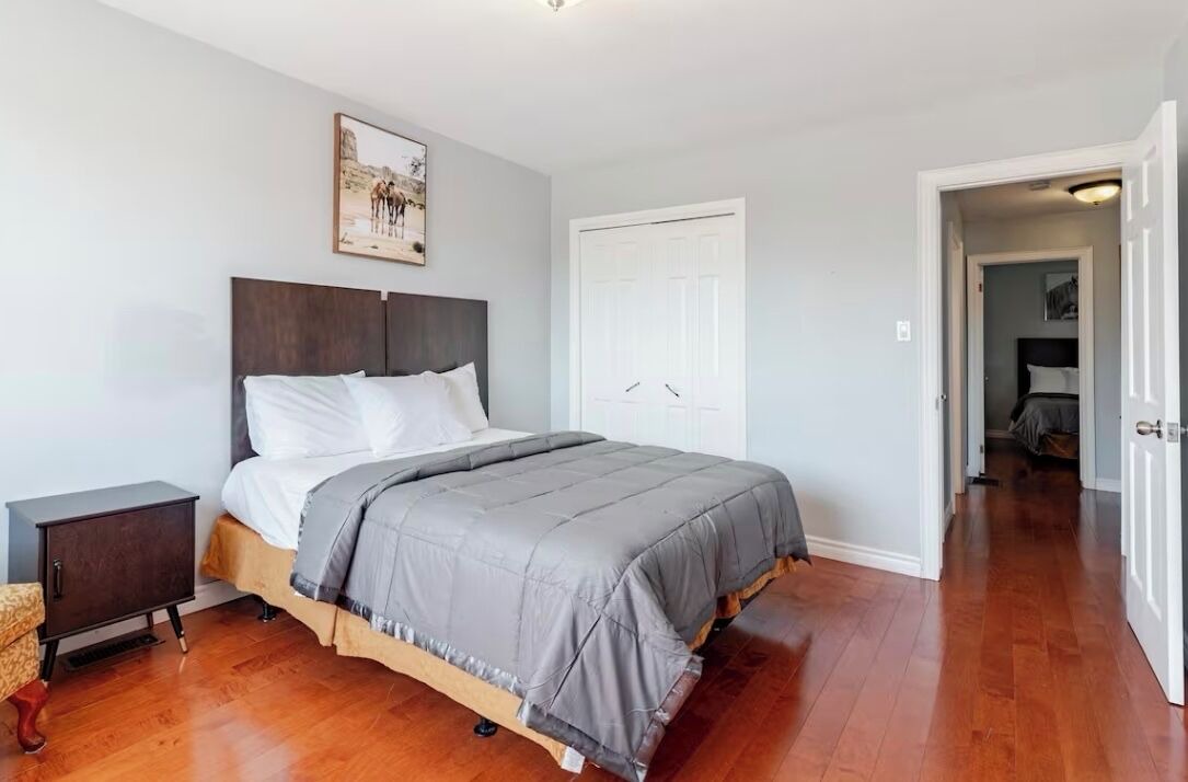 Photo of Bedroom in Niagara Falls