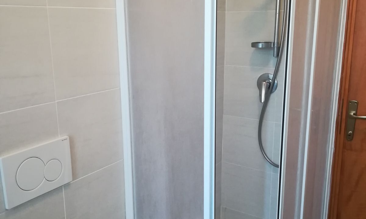 Photo of Bathroom in Vada