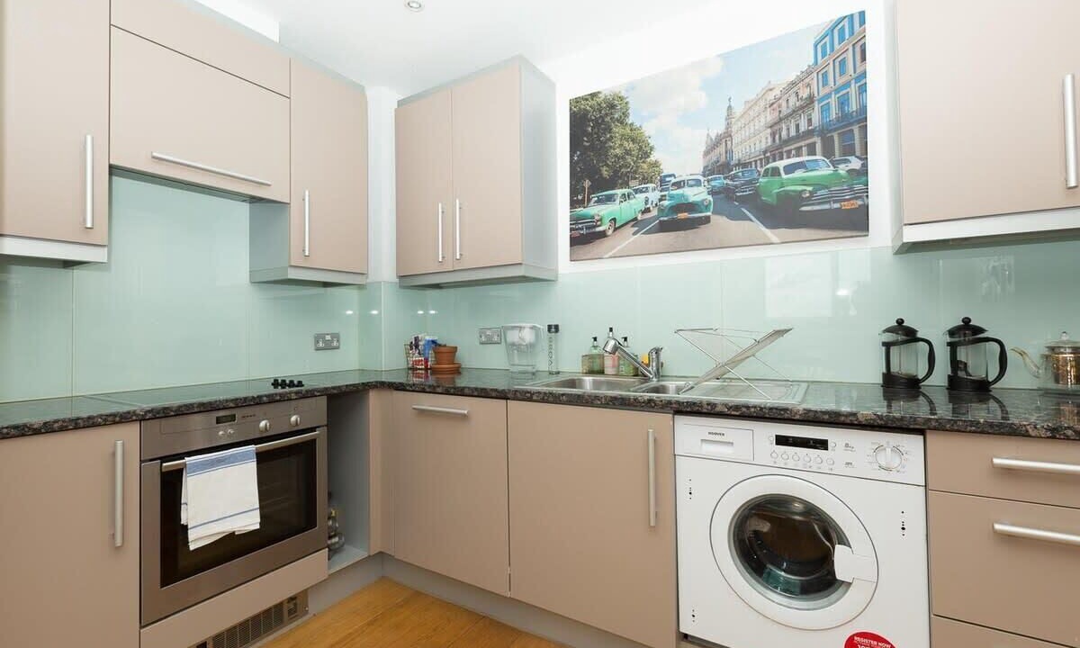 Photo of Kitchen in Shadwell