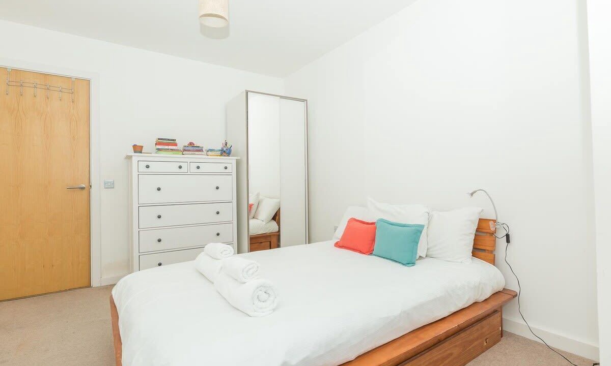Photo of Bedroom in Shadwell