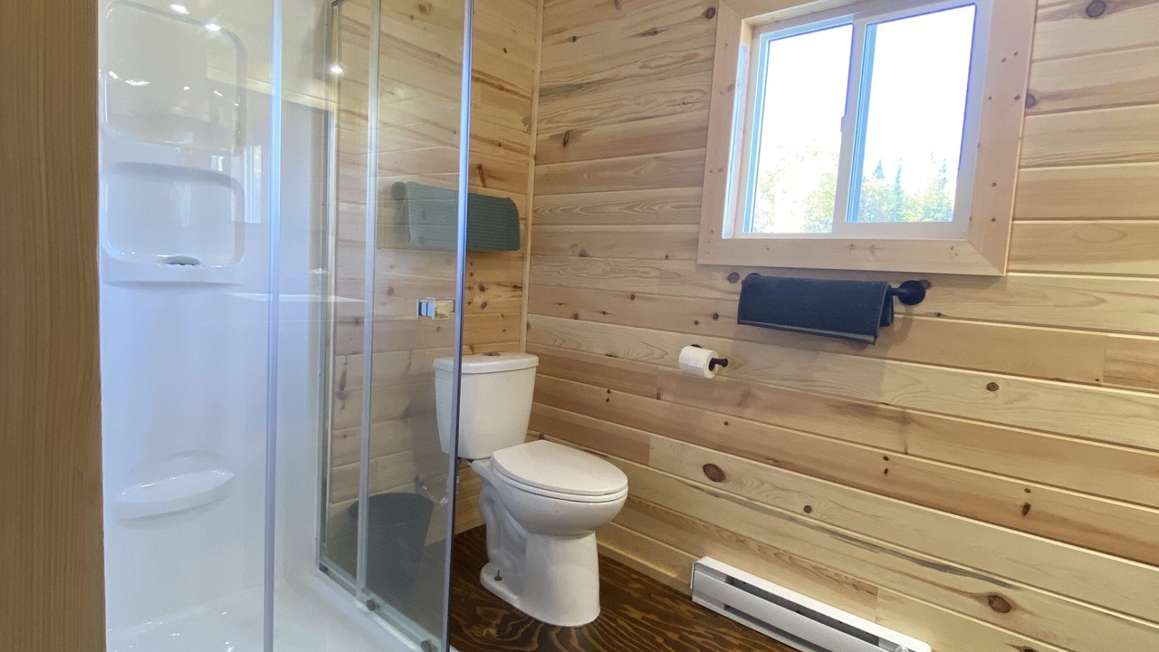 Photo of Bathroom in Perrault Falls