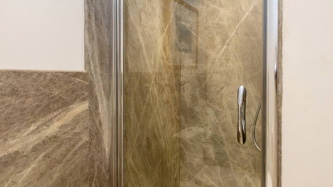Photo of Bathroom in Saxmundham