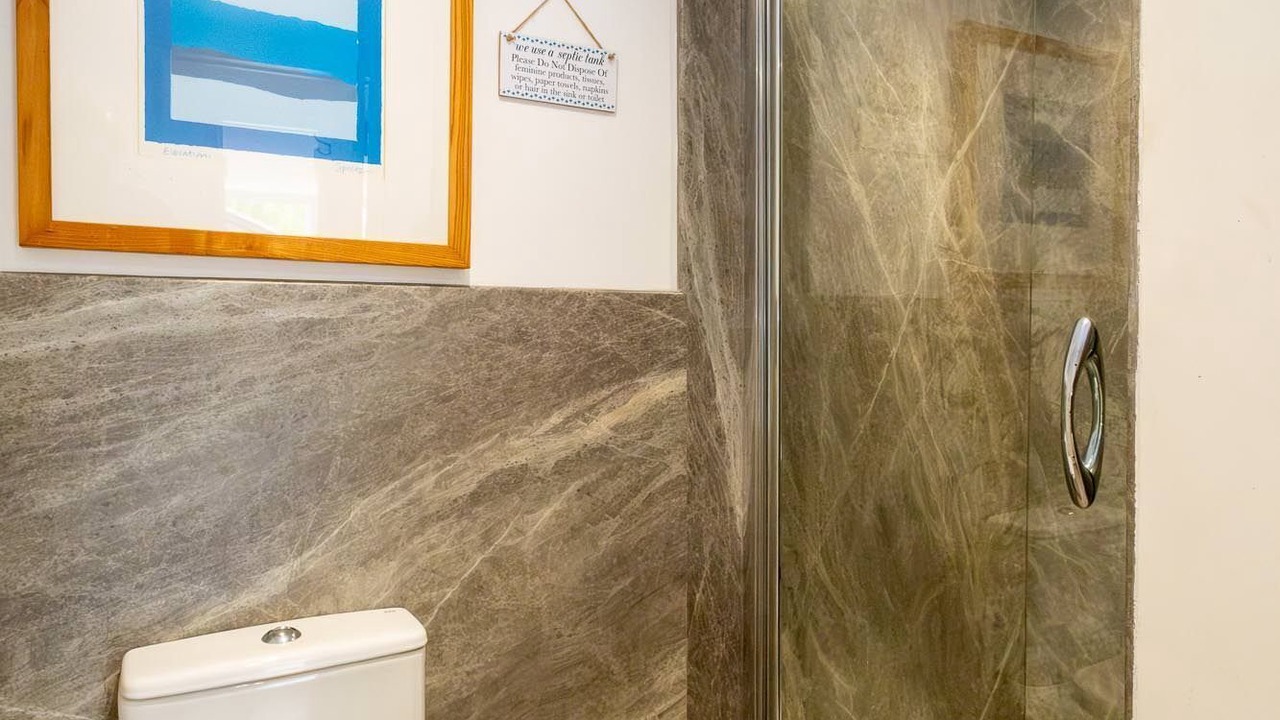 Photo of Bathroom in Saxmundham