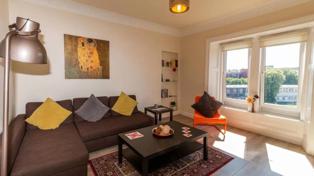 Photo of Livingroom in Paisley