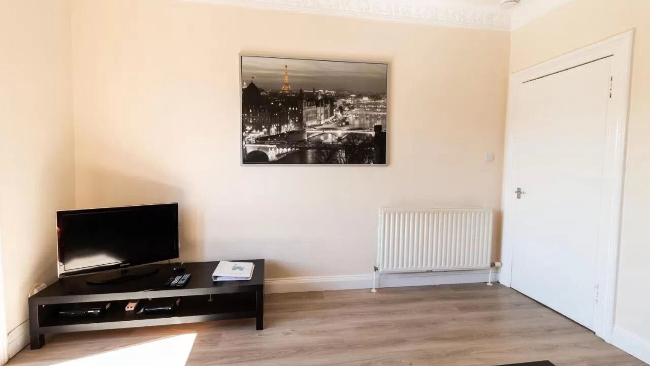 Photo of Livingroom in Paisley