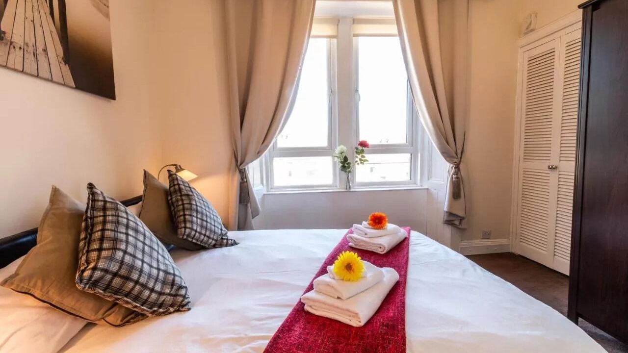 Photo of Bedroom in Paisley