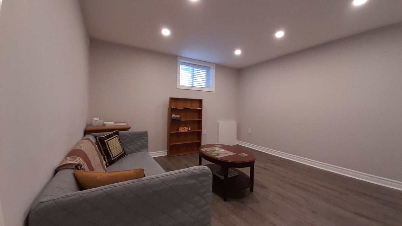 Photo of Livingroom in Woodbine Gardens