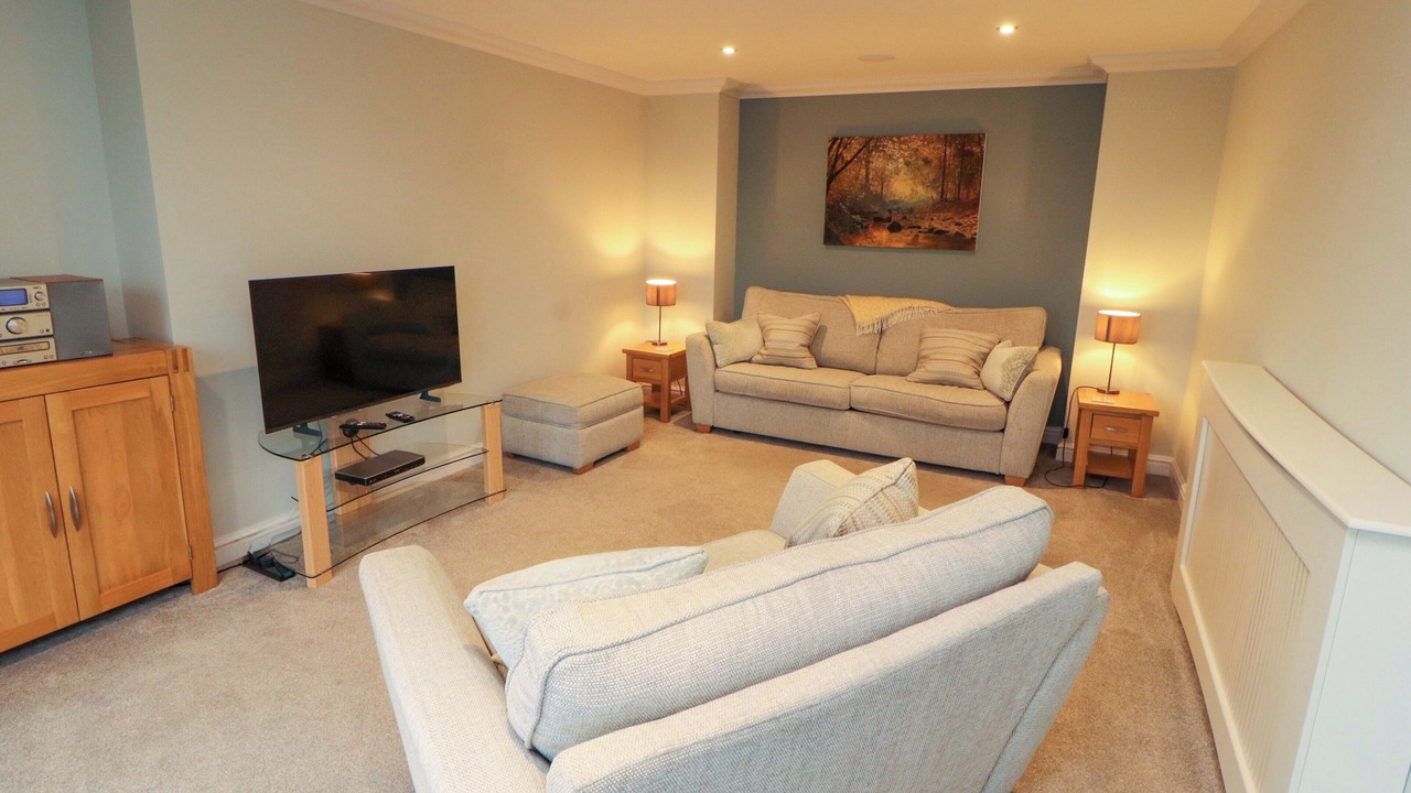 Photo of Livingroom in Low Newton