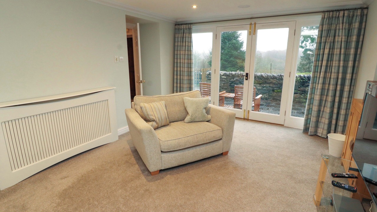 Photo of Livingroom in Low Newton