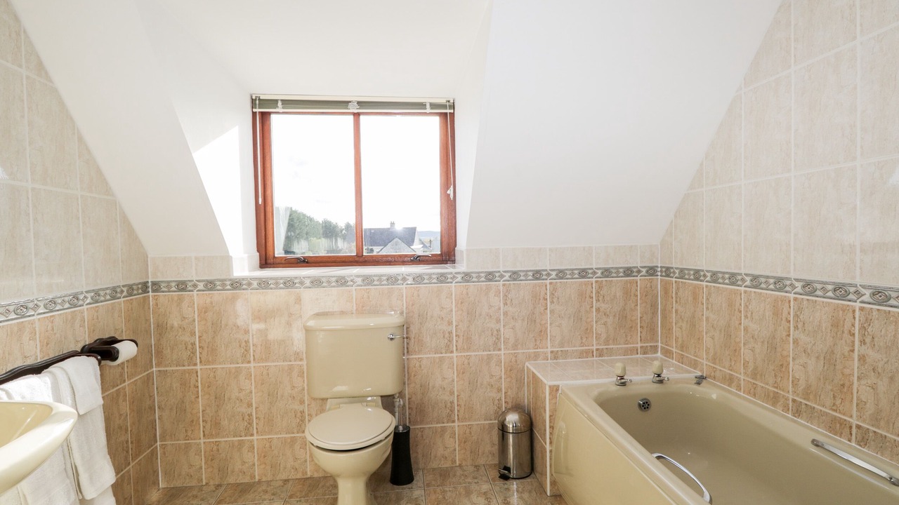 Photo of Bathroom in Lairg