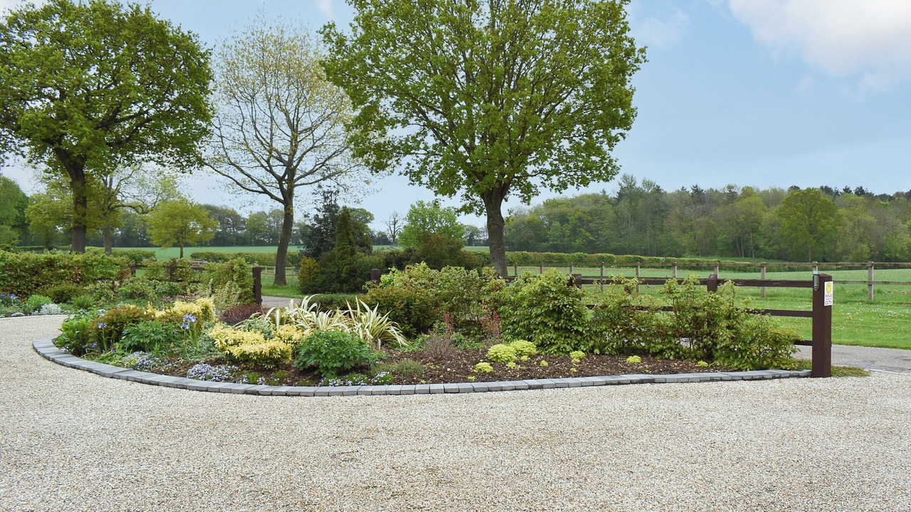 Photo of Others in Bures