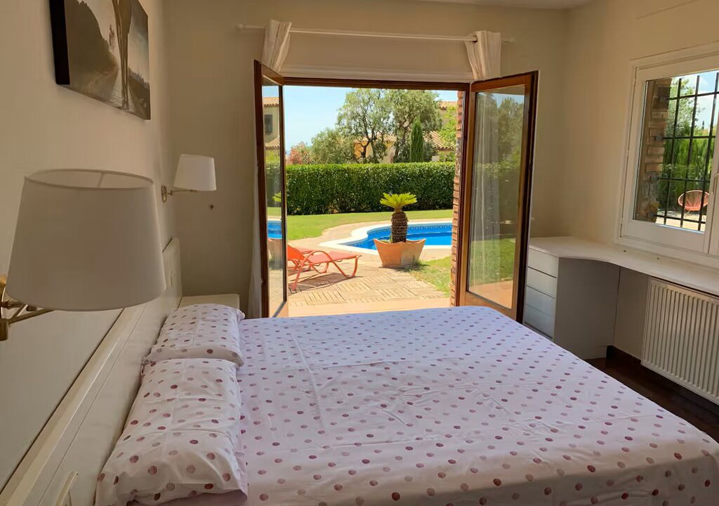 Photo of Bedroom in Perelada