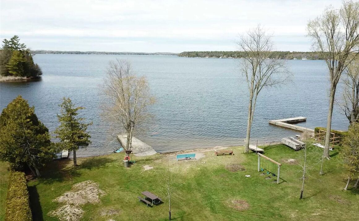 Photo of Others in Lindsay