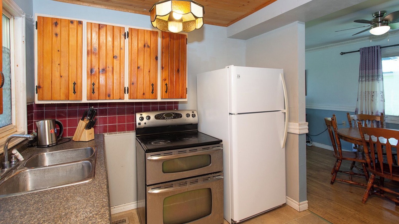 Photo of Kitchen in Lindsay