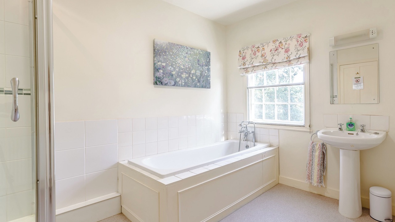 Photo of Bathroom in Pattiswick