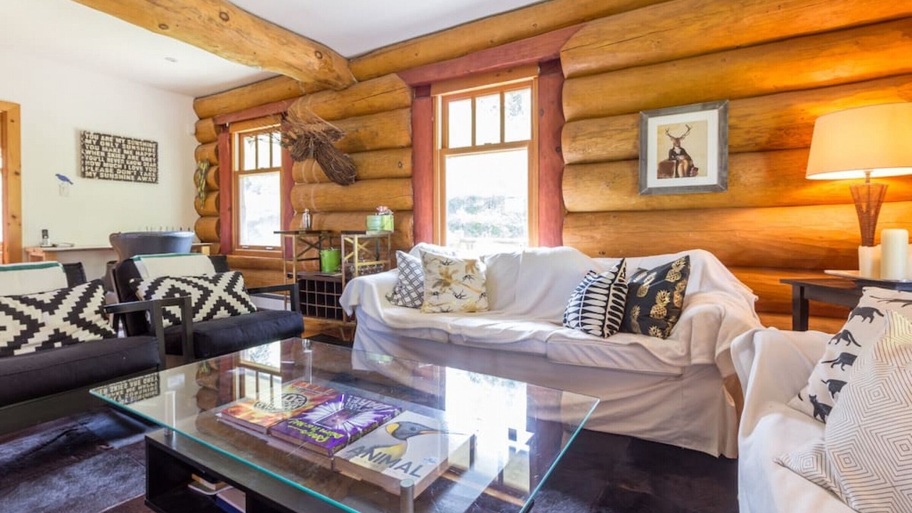 Photo of Livingroom in Glen Huron